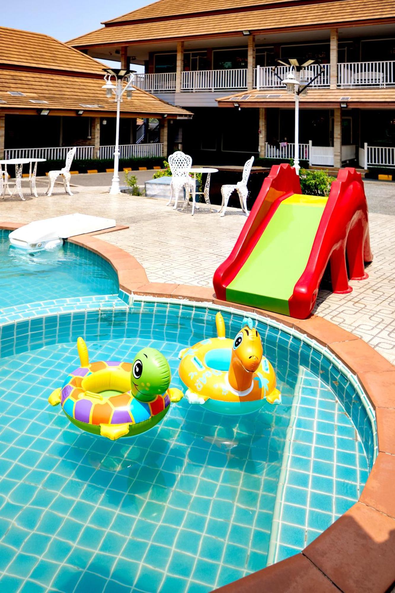 Baan Dara Resort Sara Buri Eksteriør billede